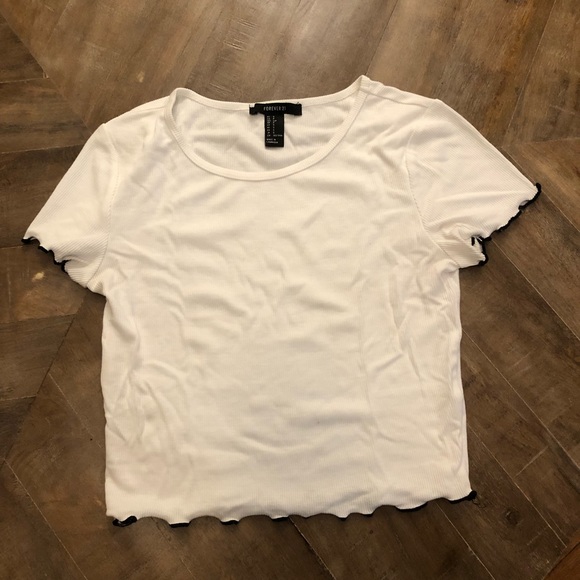 Ribbed Lettuce Detain Cropped Top - Picture 1 of 3